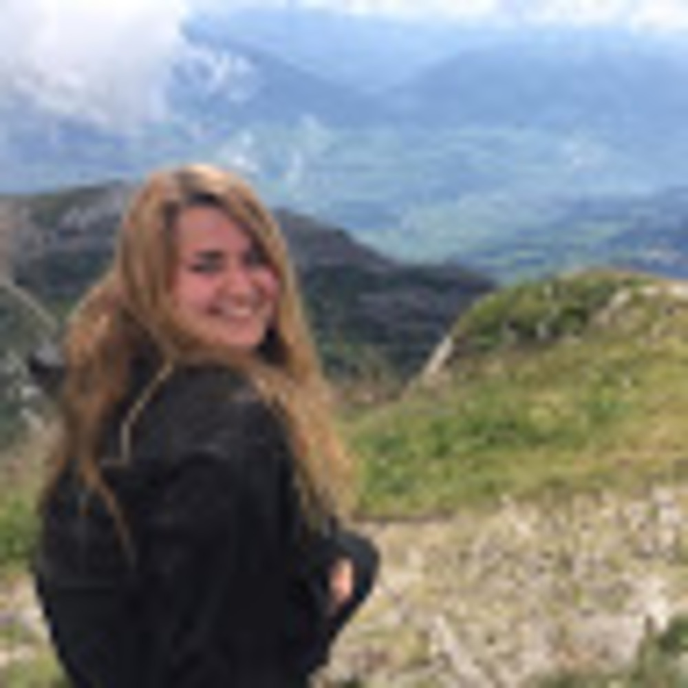 Meet your Posher, Liz